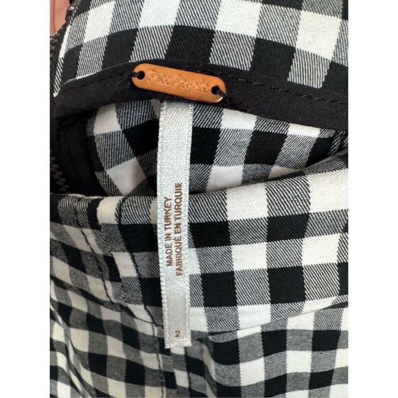 Free People Black White Gingham Stretch Modern Femme Shape Mini Skirt Size 2‎ - Picture 4 of 6